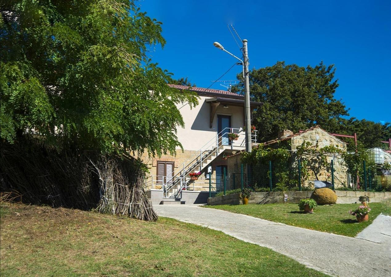 Filiano Le Pitture Casa Di Campagna المظهر الخارجي الصورة